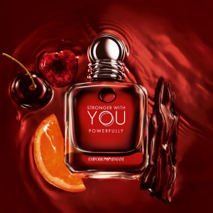 Stronger with You Powerfully - Fruchtiges Amber-Fougère Eau de Parfum für Herren - Noten von Kirsche, Gewürzen, glacierten Kasta Stronger with You Powerfully - Fruchtiges Amber-Fougère Eau de Parfum für Herren - Noten von Kirsche, Gewürzen, glacierten Kasta
